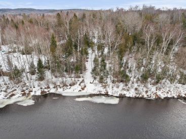 28 Ch. de l'Érablière 