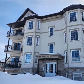 477 Rue de Cannes 102