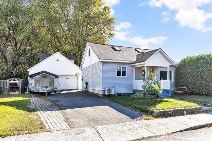 590 Rue Monseigneur-Brunet 