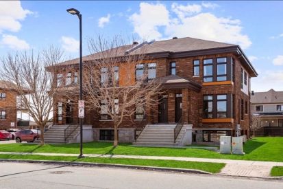 165 Boul. de l'Amérique-Française A