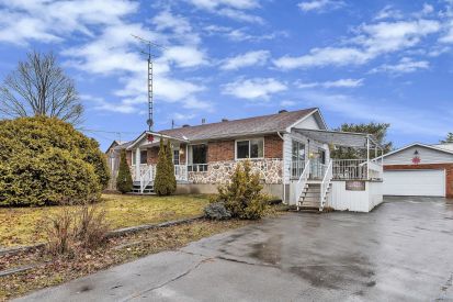 412 Côte St-Charles — photo 1