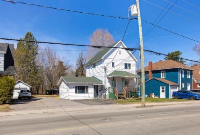 697 Av. de Buckingham 