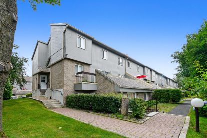 153 Place des Sorbiers 
