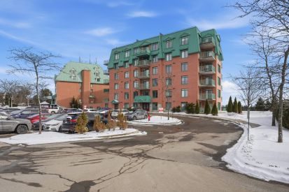 1160 Ch. d'Aylmer 403