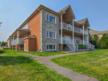 64 Rue de Bruxelles 9