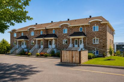 926 Rue de l'Oasis 3