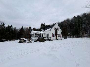 183 Ch. du Chevreuil-Blanc 