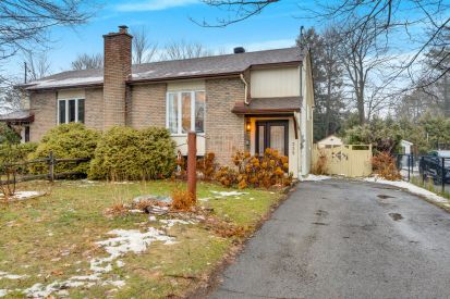 225 Rue Pierre-Laporte 