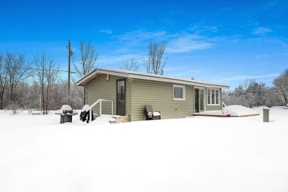 1105 Ch. de la Pointe-Indienne 