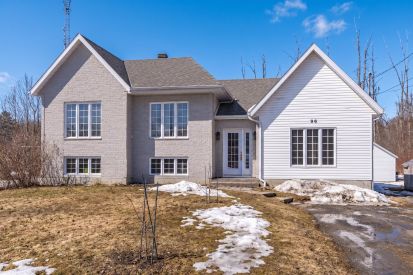 96 Rue de Massicotte 