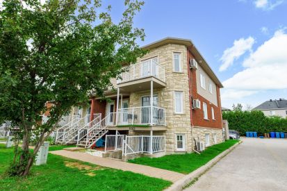 1669 Boul. St-René E. 