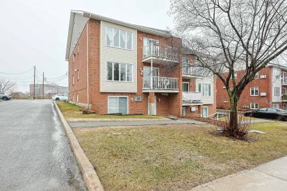 636 Boul. du Mont-Royal 