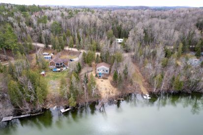 42 Ch. Charbonneau 