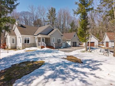 65 Ch. de l'Émeraude 