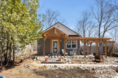 162 Ch. Garden — photo 1