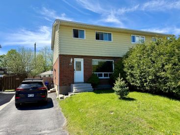 681 Rue Lahaie 