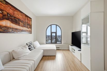 259 Rue Champlain 704