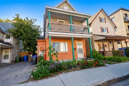 209 Rue Laval 