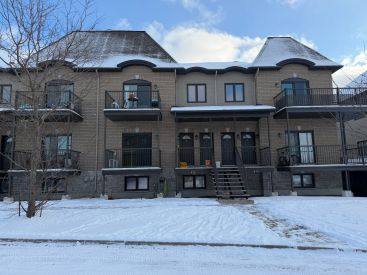 629 Boul. des Grives 1