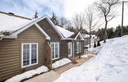 1595-2 Route du Carrefour 