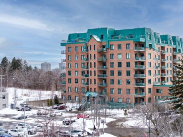 1180 Ch. d'Aylmer 110