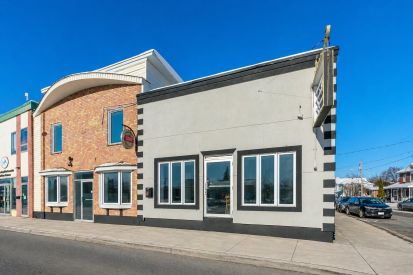 325-327 Rue Notre-Dame 