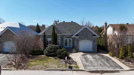 277 Rue de Ste-Maxime 