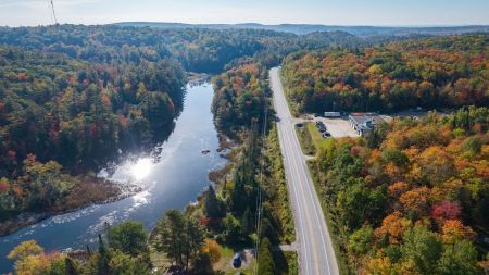 1573 Route du Carrefour 