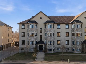 55 Rue du Colonial 401