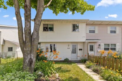 589 Rue Carle 