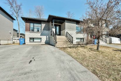 364 Rue Jean-Baptiste-Routhier 