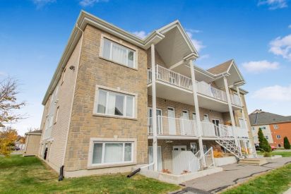 10 Rue de Bruxelles 8