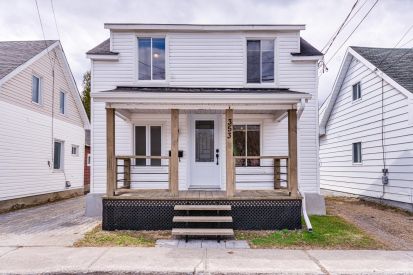 353 Rue Bélanger — photo 1