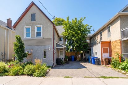 207 Rue Laval 