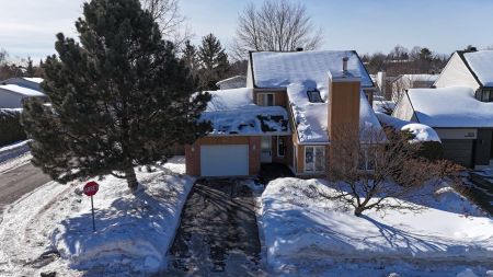 317 Rue de Ste-Maxime 