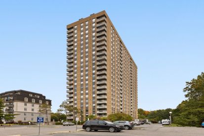 110 Rue du Château 204