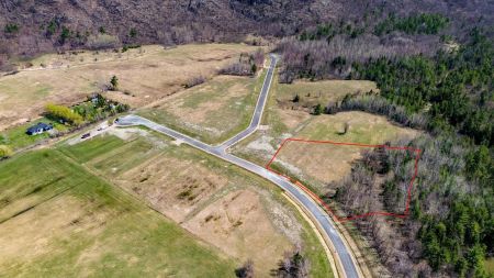 101 Ch. du Mousqueton 