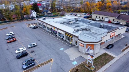 746 Av. de Buckingham 2