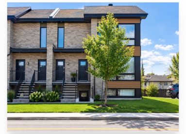 1056 Boul. St-René E. 