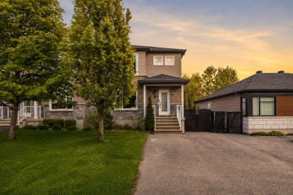 18 Rue Idola-St-Jean 