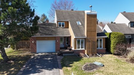 317 Rue de Ste-Maxime 