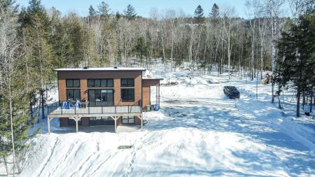 127 Ch. de Val-du-Lac 