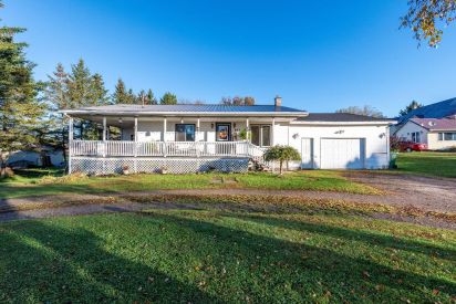 645 Rue de Clarendon 