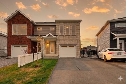 330 Rue des Hauts-Bois 