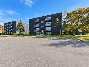 88 Rue Front 303