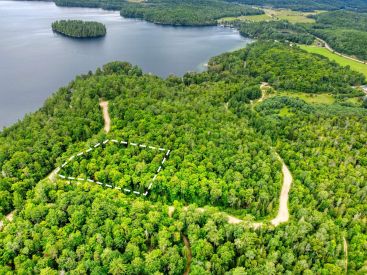  Ch. du Domaine-des-Deux-Lacs 