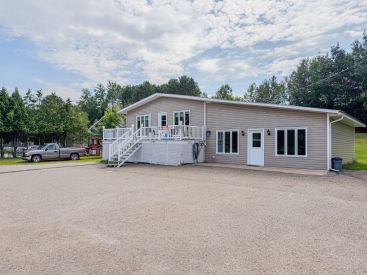 382 Ch. du Lac-Long 