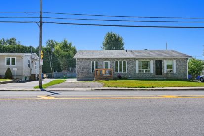 942 Boul. St-René E. 