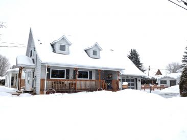 285 Rue de l'Hôtel-de-Ville 