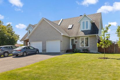 392 Rue Pierre-Lafontaine 